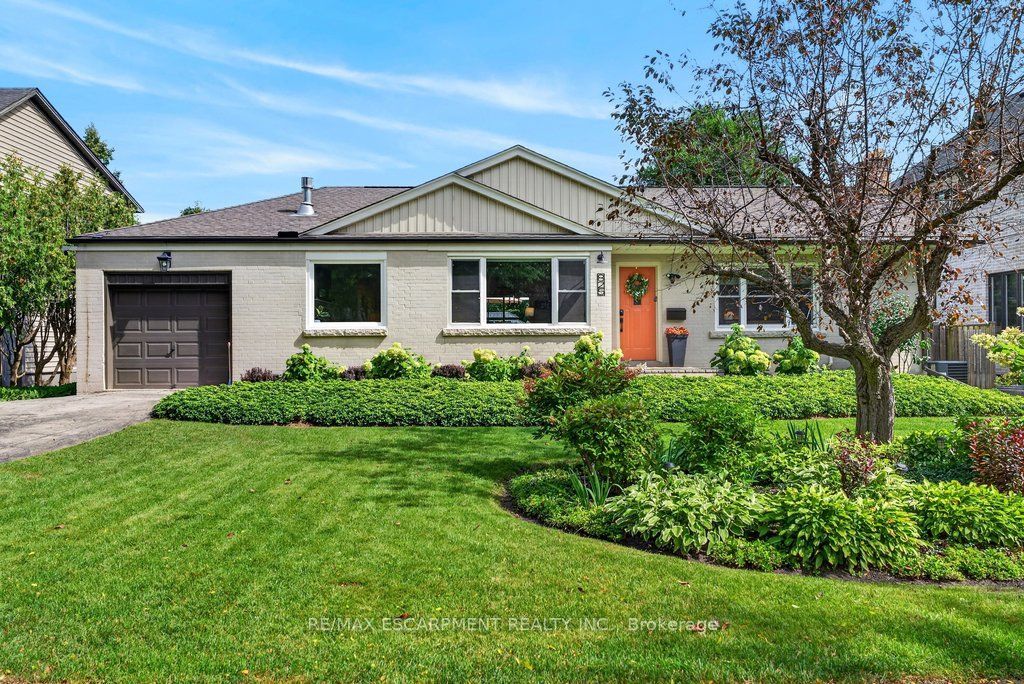 825 King Road, Burlington, On L7t 3k8