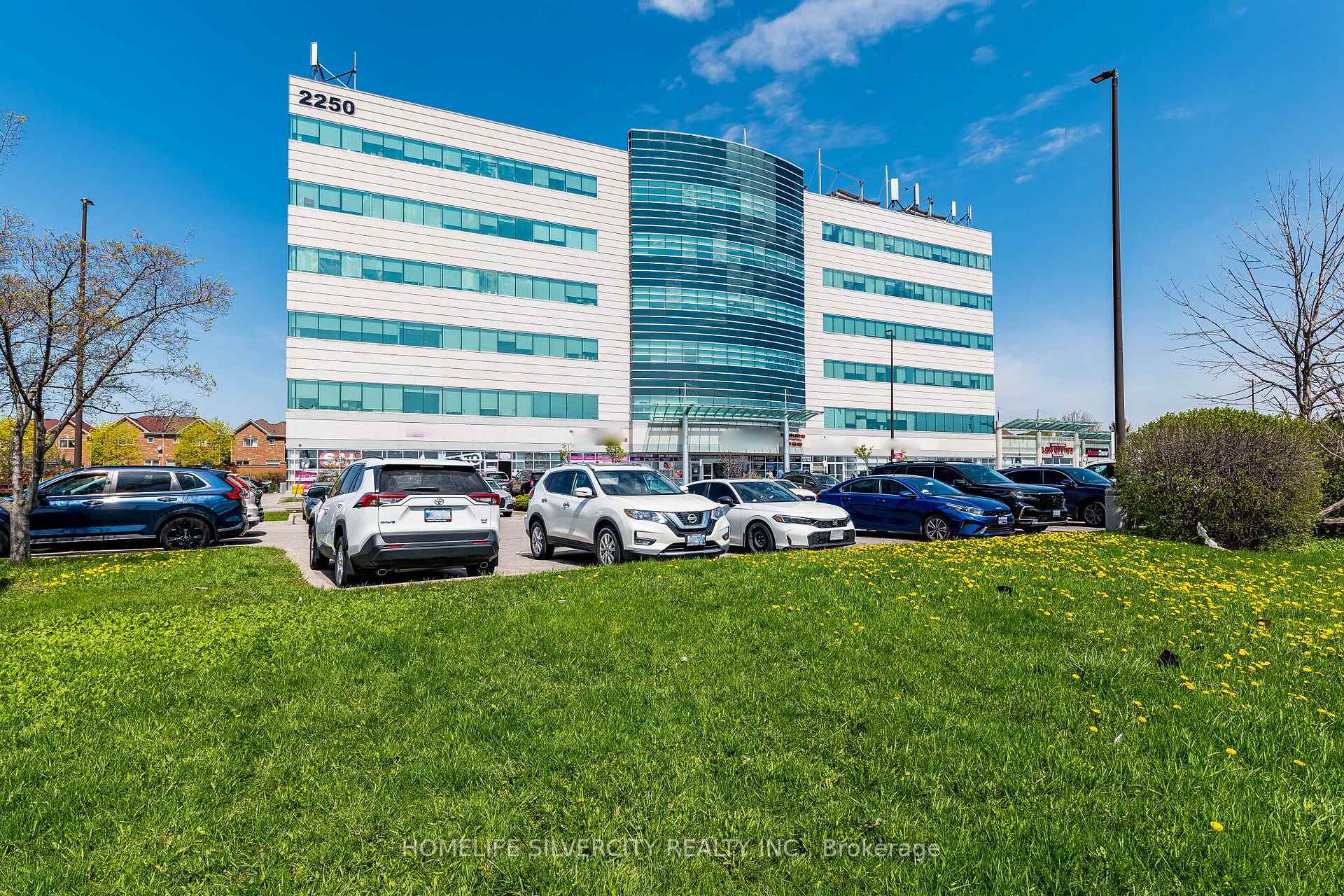 2250 Bovaird Drive E 302, Brampton, On L6r 0w3