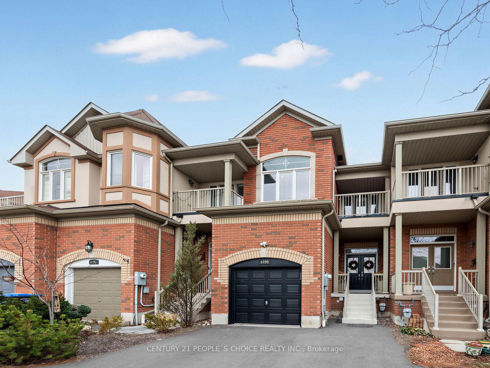 5298 Roadside Way E, Mississauga, On L5m 0h9