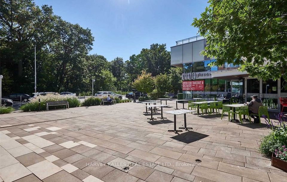 1830 Bloor Street W 741, Toronto, On M6p 3k6