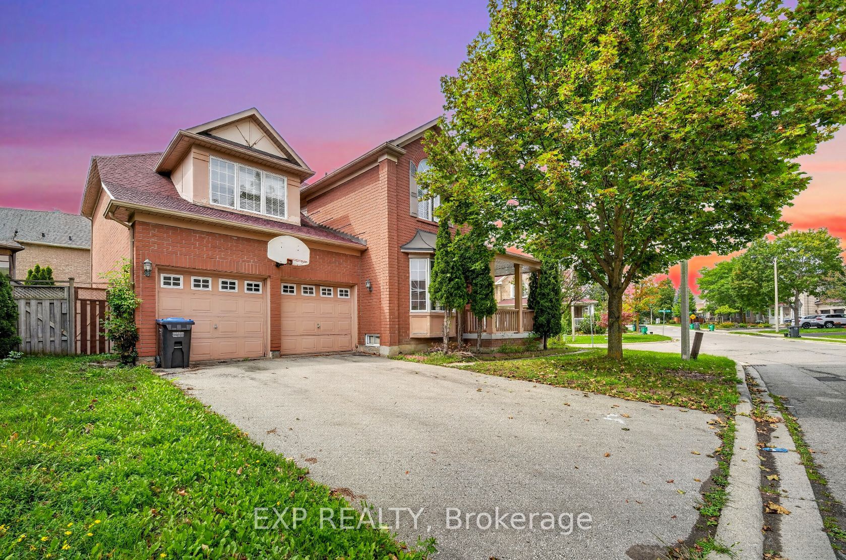34 Cogswell Crescent N, Brampton, On L6p 1a4