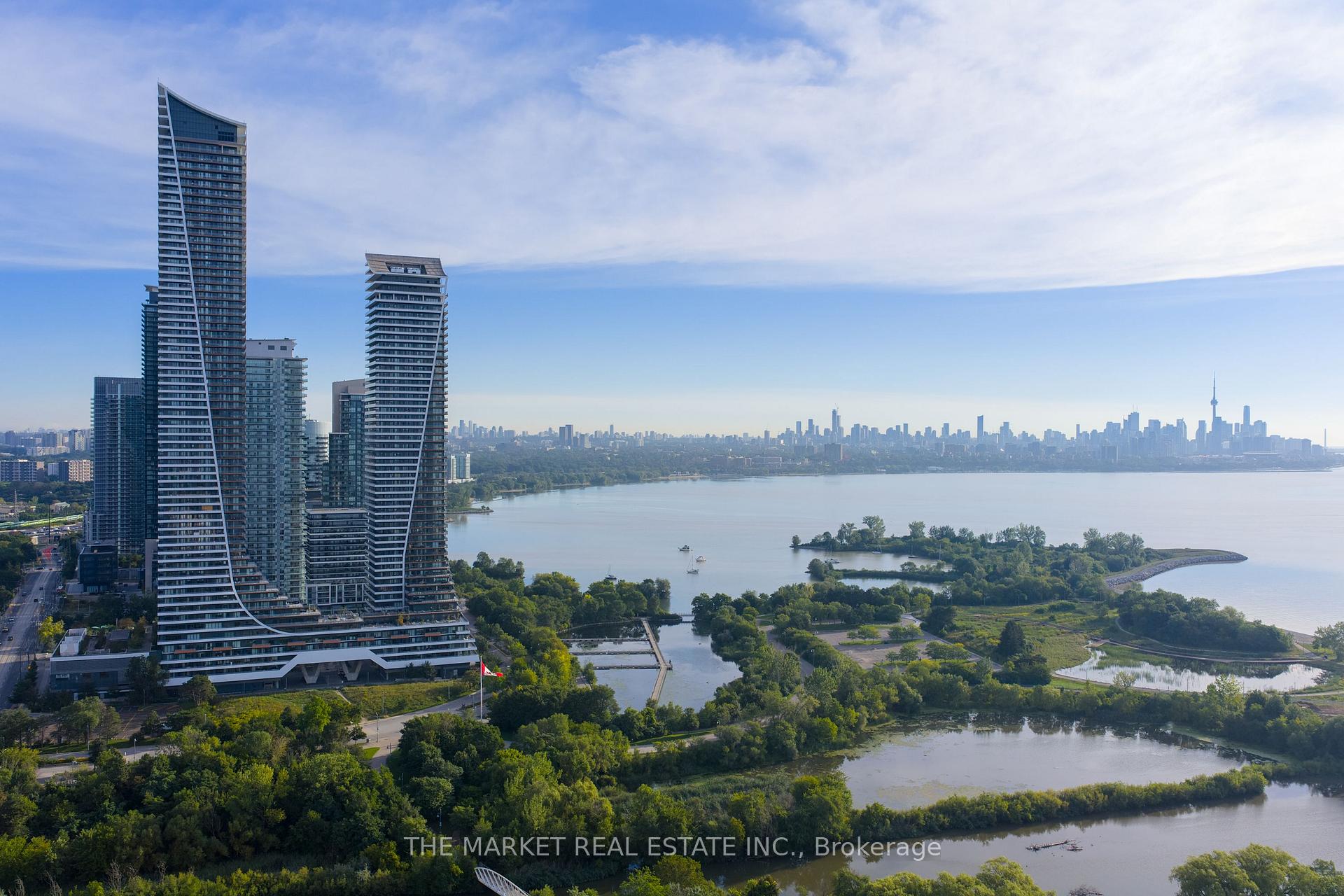 30 Shore Breeze Drive 6201, Toronto, On M8v 0j1