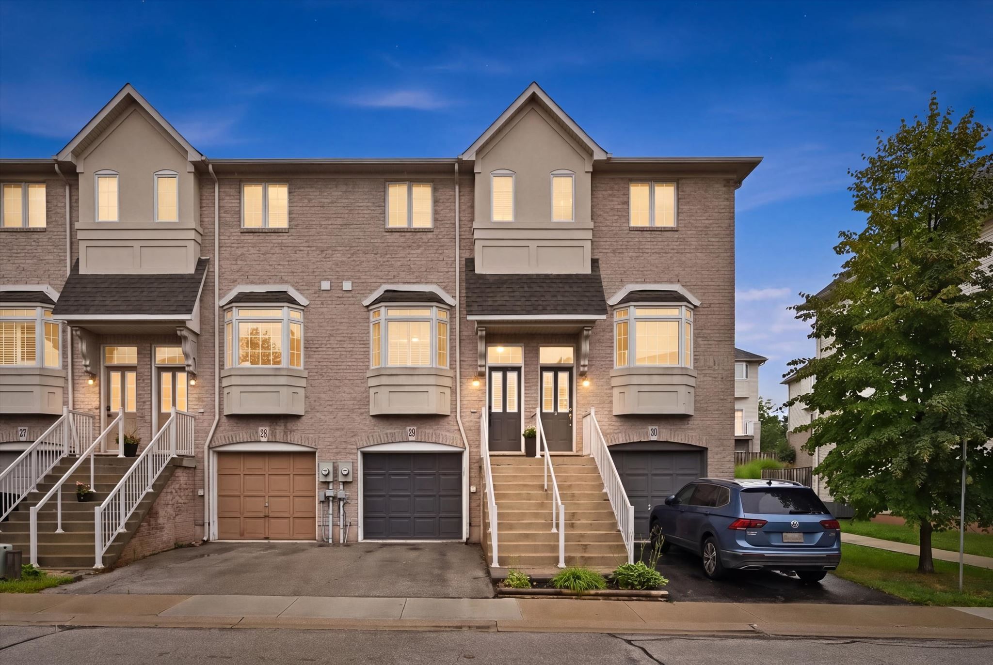 5080 Fairview Street 29, Burlington, On L7l 7e9
