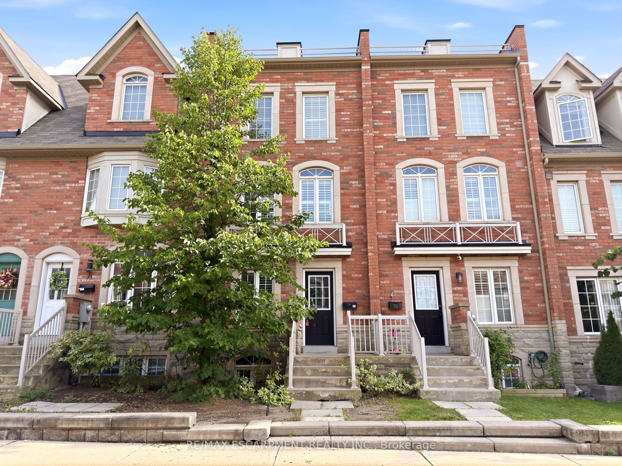 73 Ted Wray Circle, Toronto, On M3l 0g7
