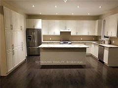 10 Villanova Road, Brampton, On L6y 2z4