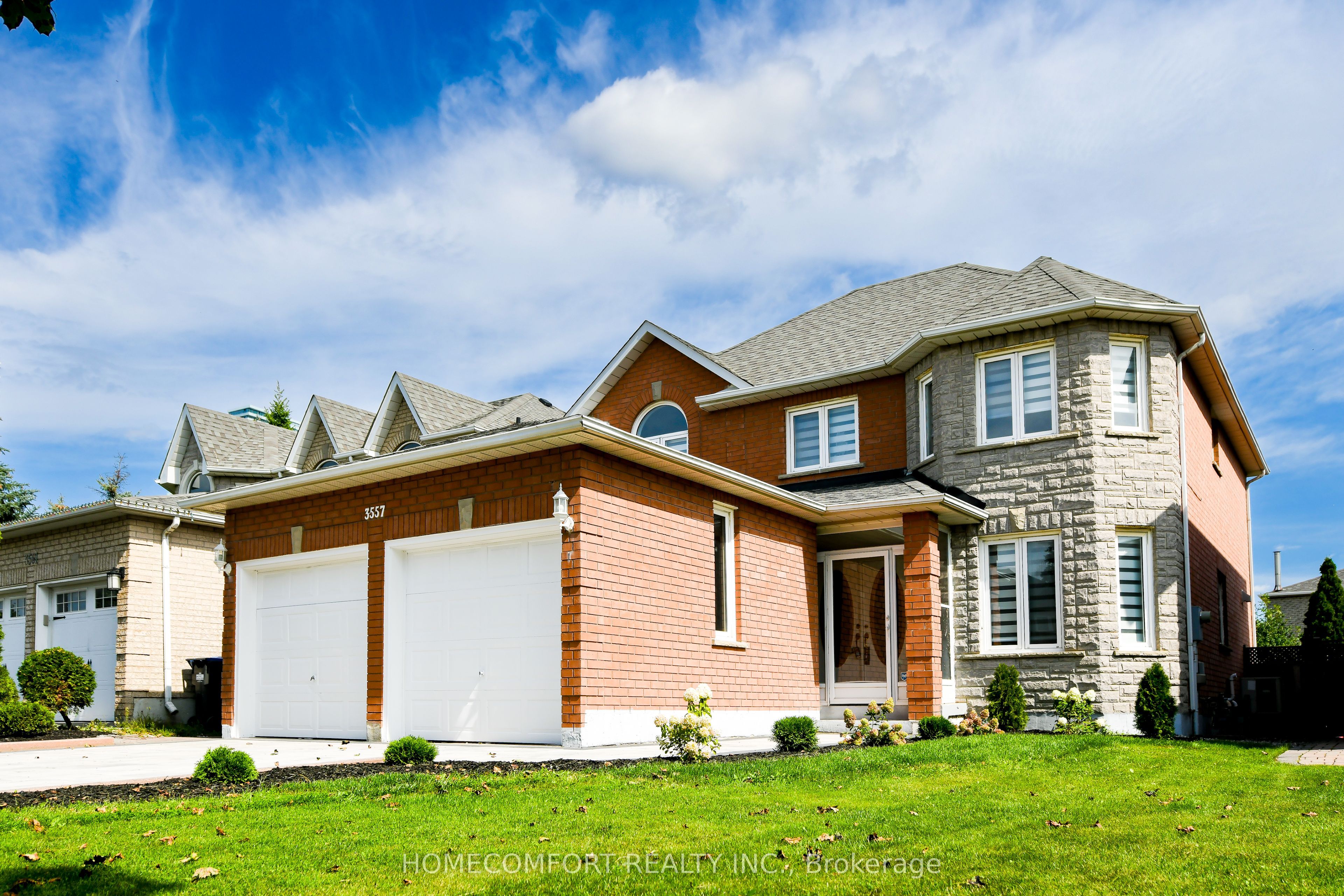 3557 Old Orchard Park Drive, Mississauga, On L5b 4e3