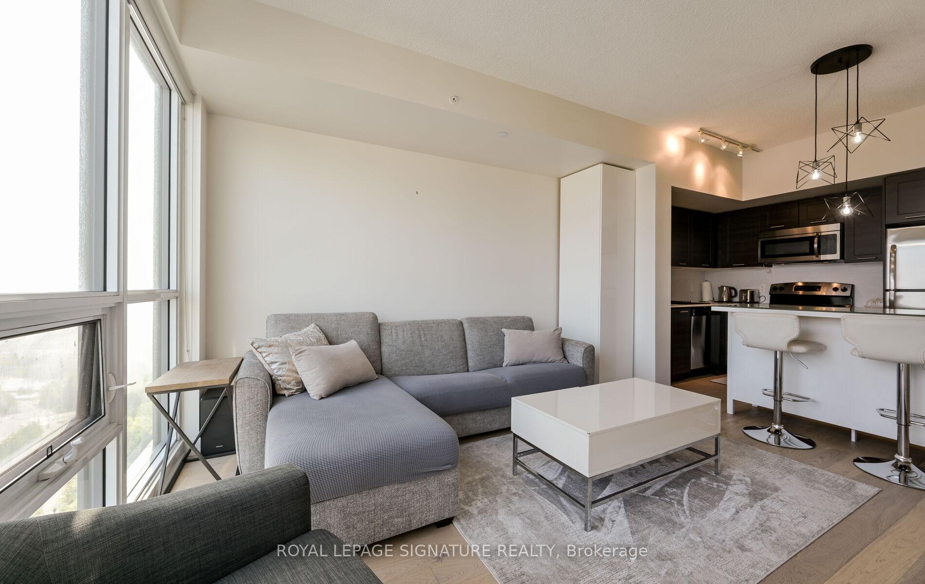 2212 Lake Shore Boulevard W 2209, Toronto, On M8v 1a4