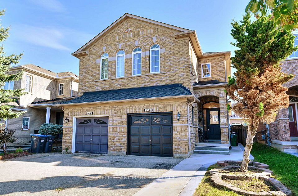 5641 Longboat Avenue, Mississauga, On L5m 7e5