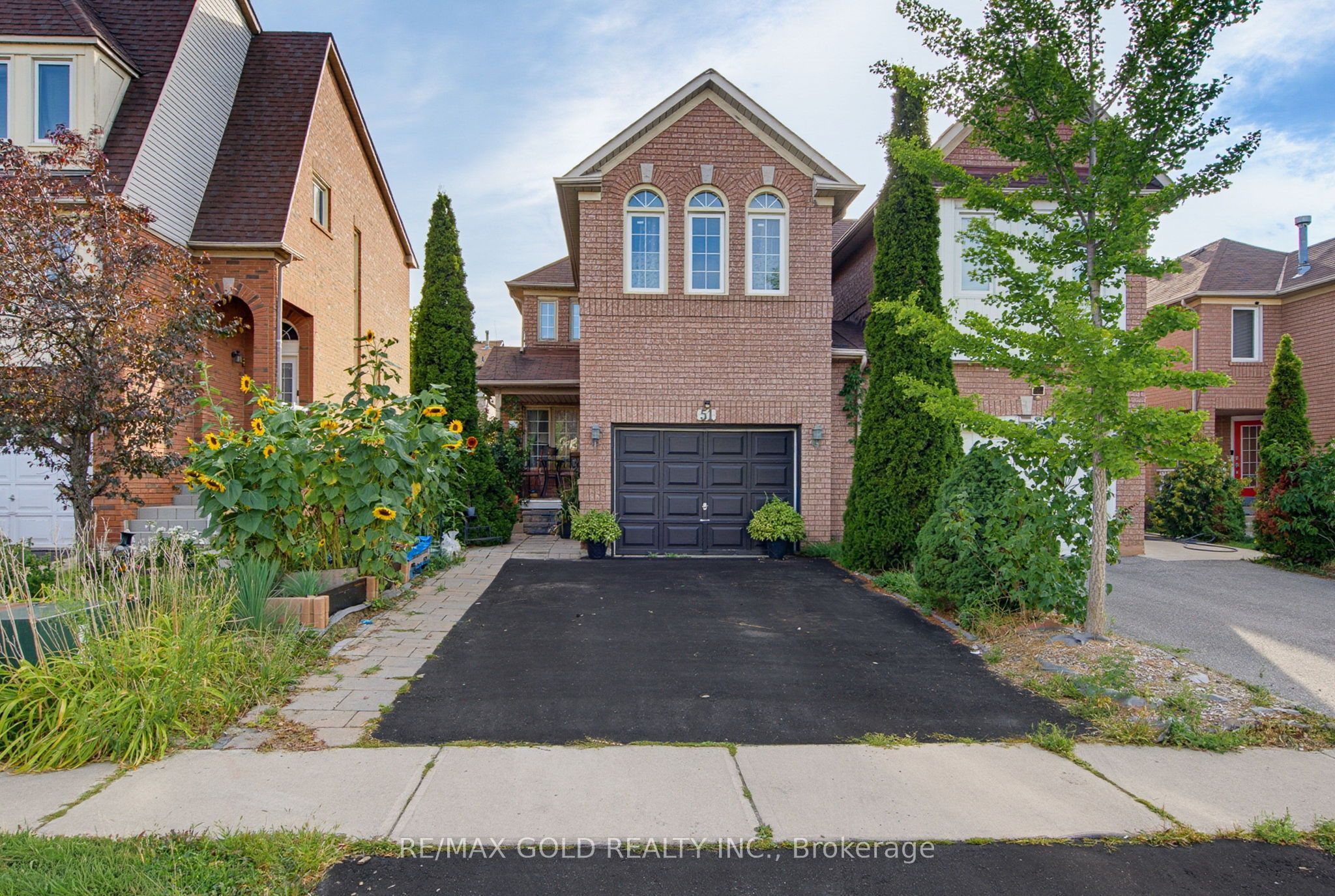 51 Alaskan Summit Court, Brampton, On L6r 1n9