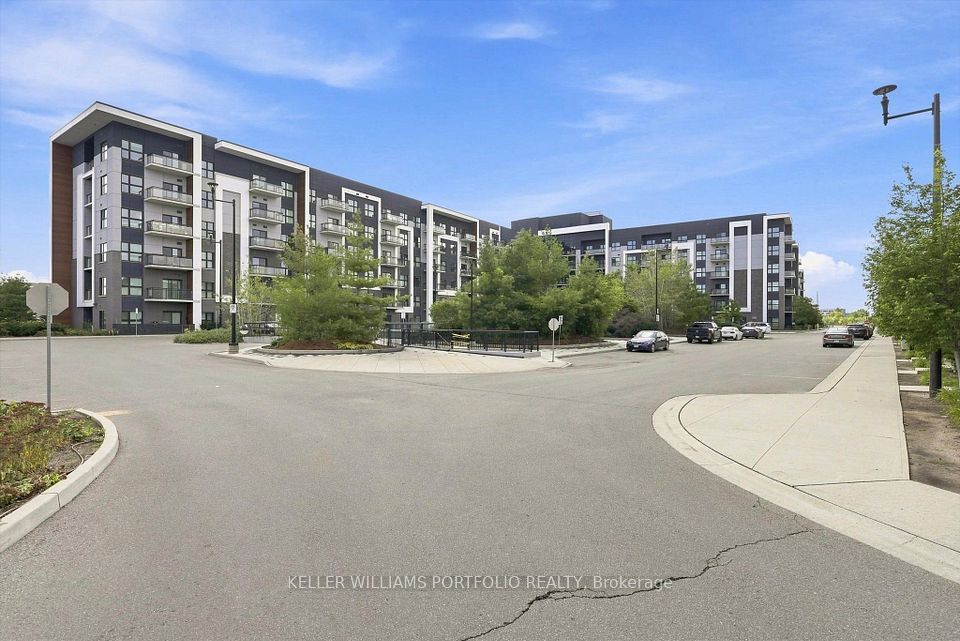 128 Grovewood Common 312, Oakville, On L6h 0x3