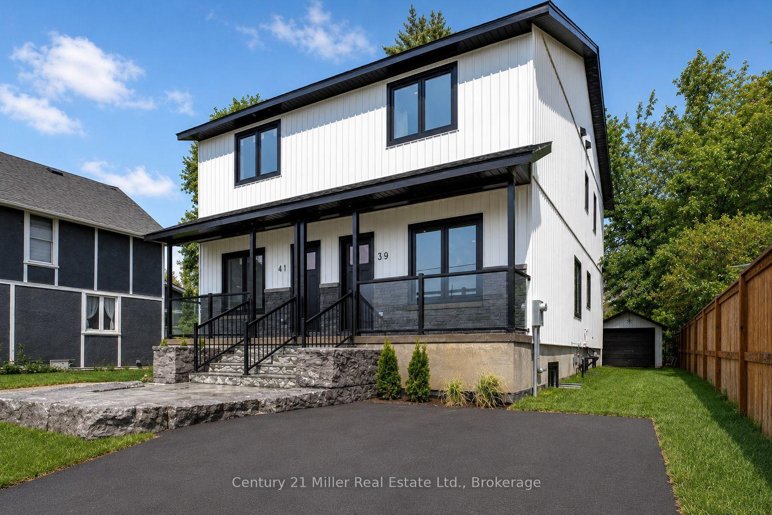39 Victoria Street, Halton Hills, On L7g 3n5