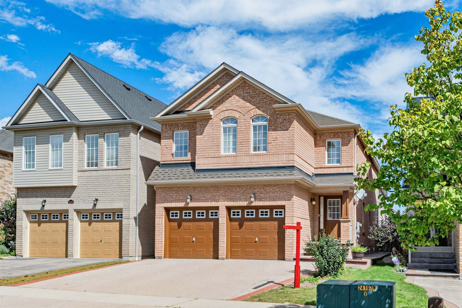 4841 Apple Blossom Circle, Mississauga, On L5v 3c6