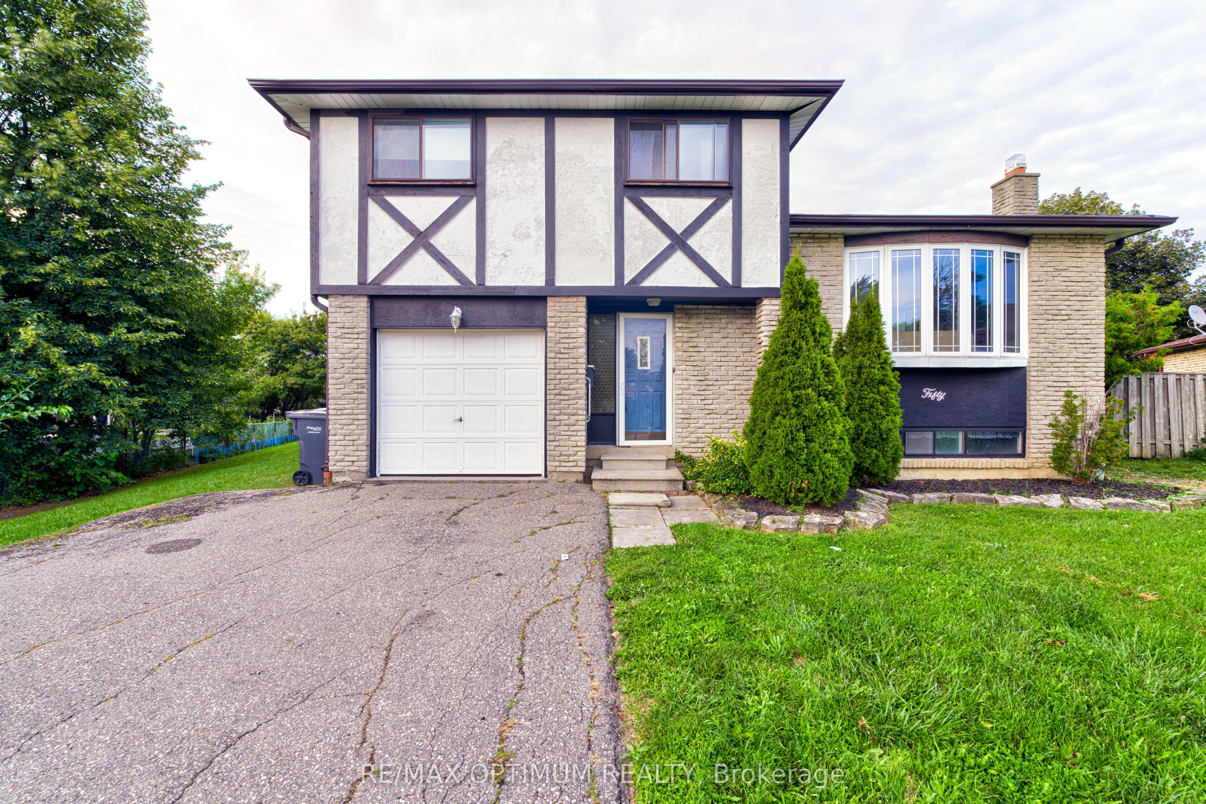 50 Gondola Crescent, Brampton, On L6s 1w6