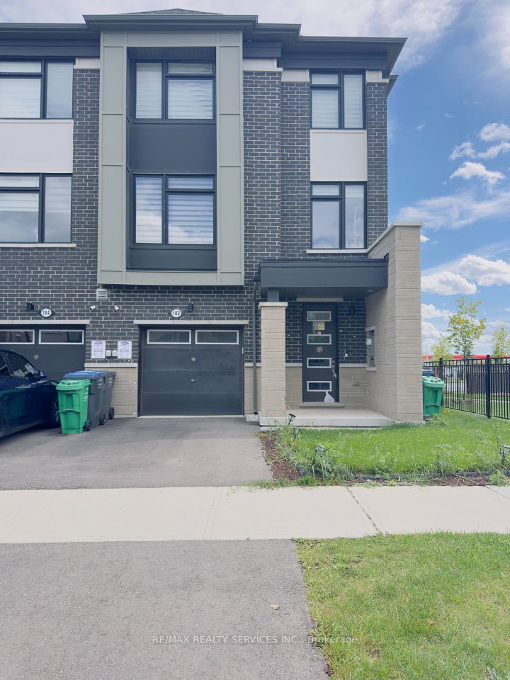 182 Keppel Circle, Brampton, On L7a 5k5