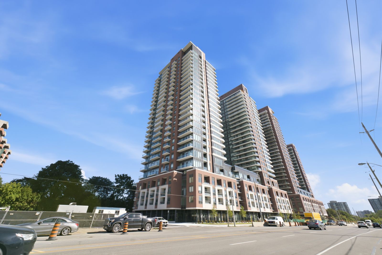 4010 Eglinton Avenue W 2207, Toronto, On M9a 0g5