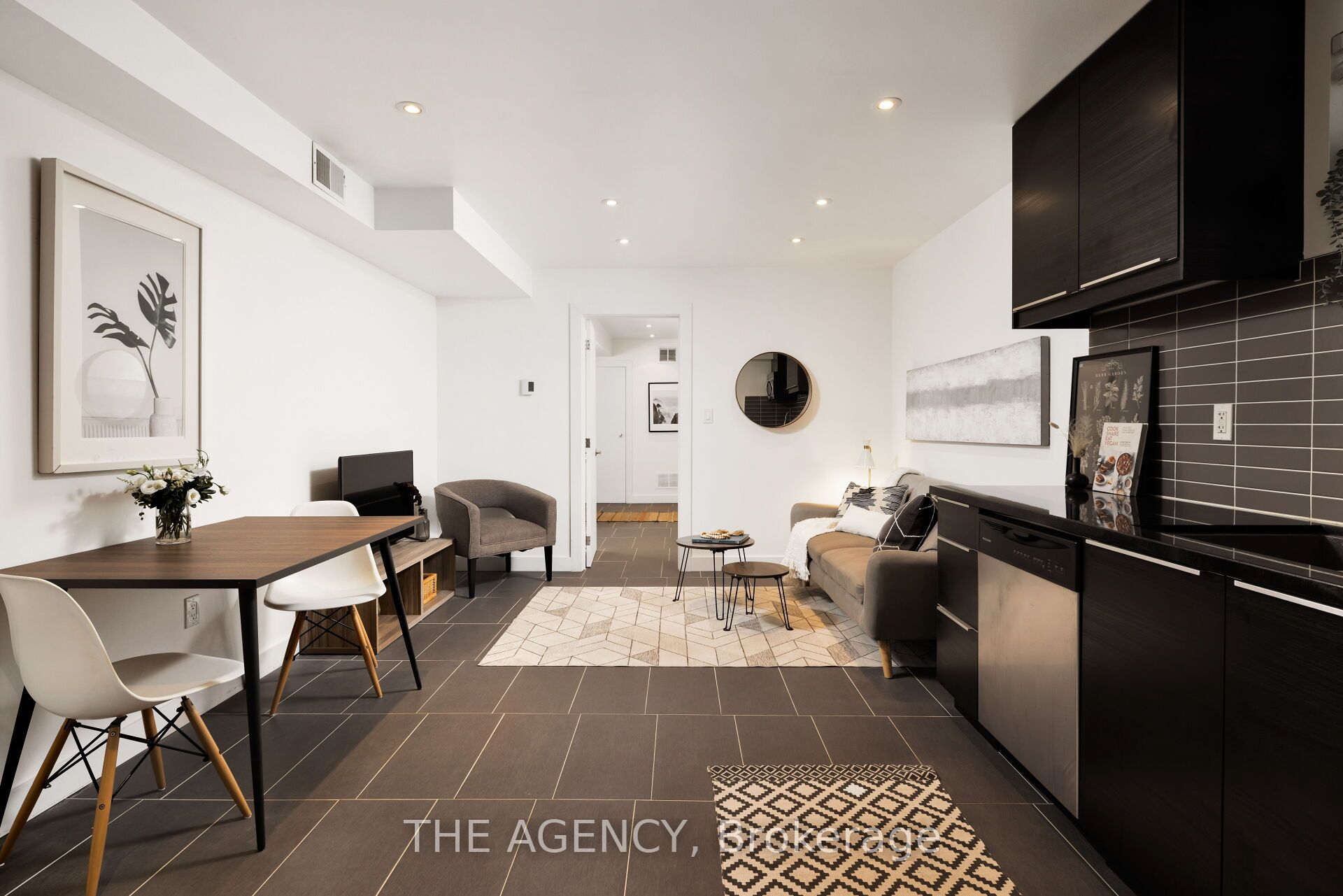 135 Prescott Avenue Lower, Toronto, On M6n 3g9