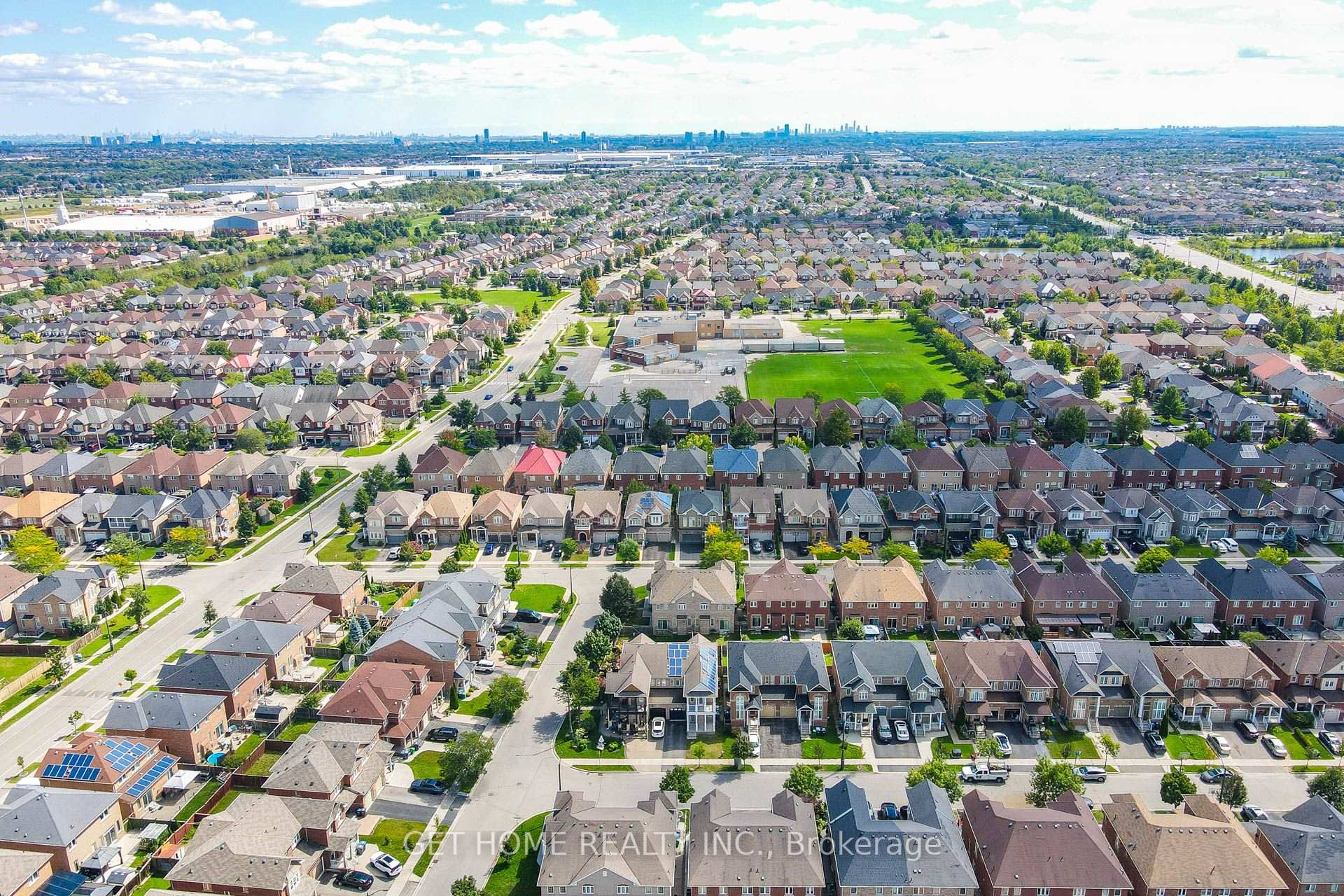 3 Callalily Road, Brampton, On L7a 0m4
