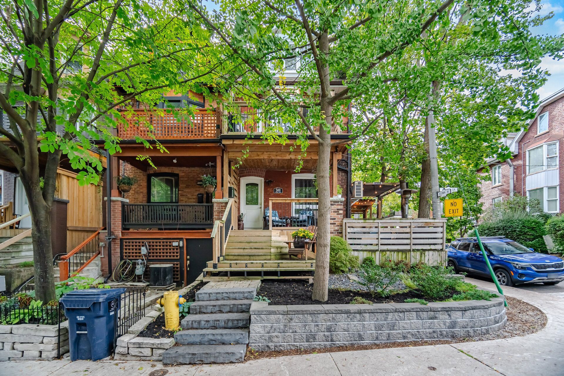 500 Indian Grove, Toronto, On M6p 2h9