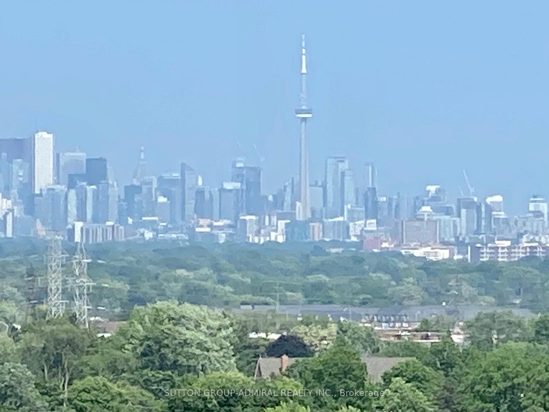 9 Valhalla Inn Road 1511, Toronto, On M9b 0b2