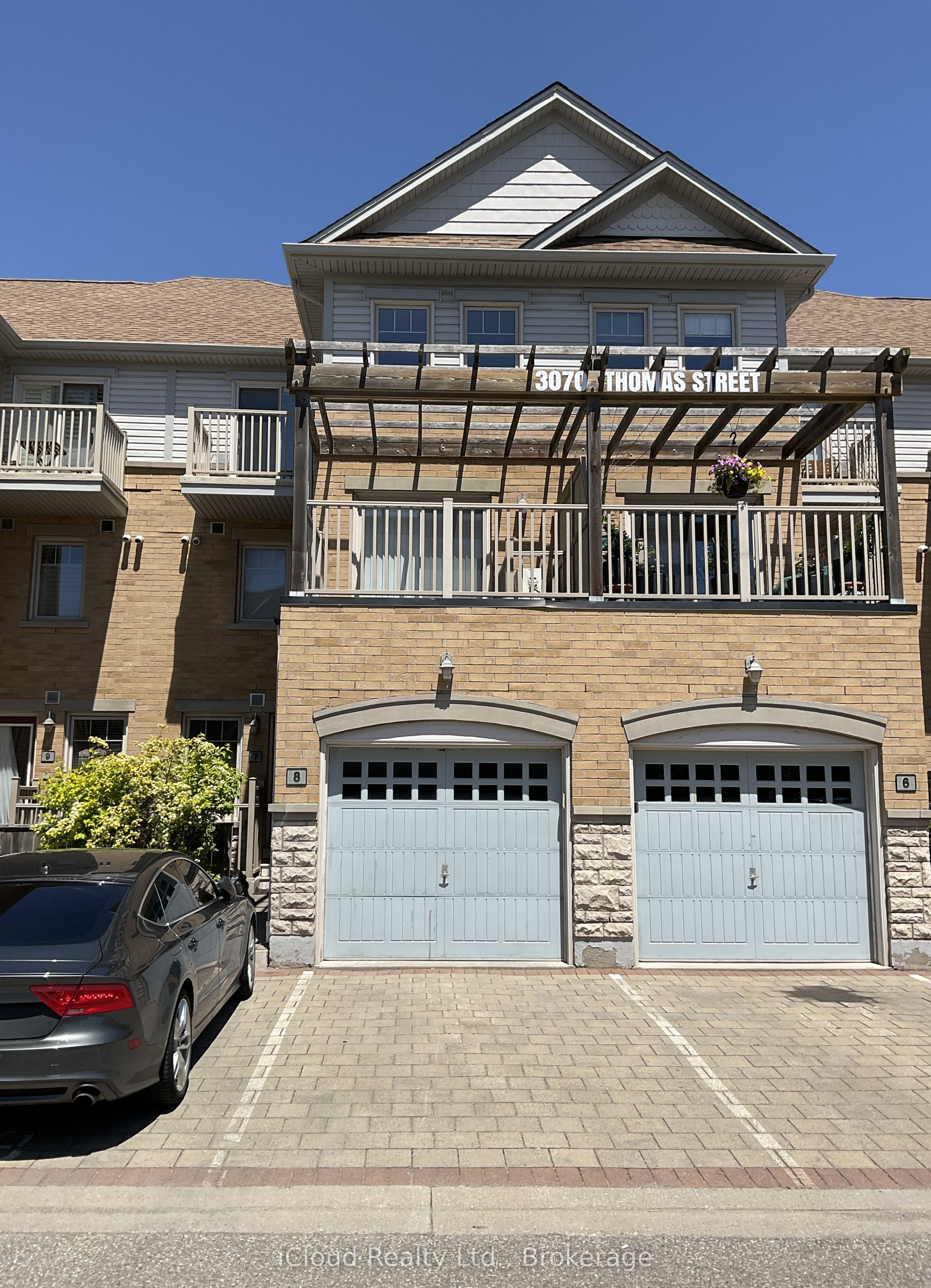 3070 Thomas Street 8, Mississauga, On L5m 0t2