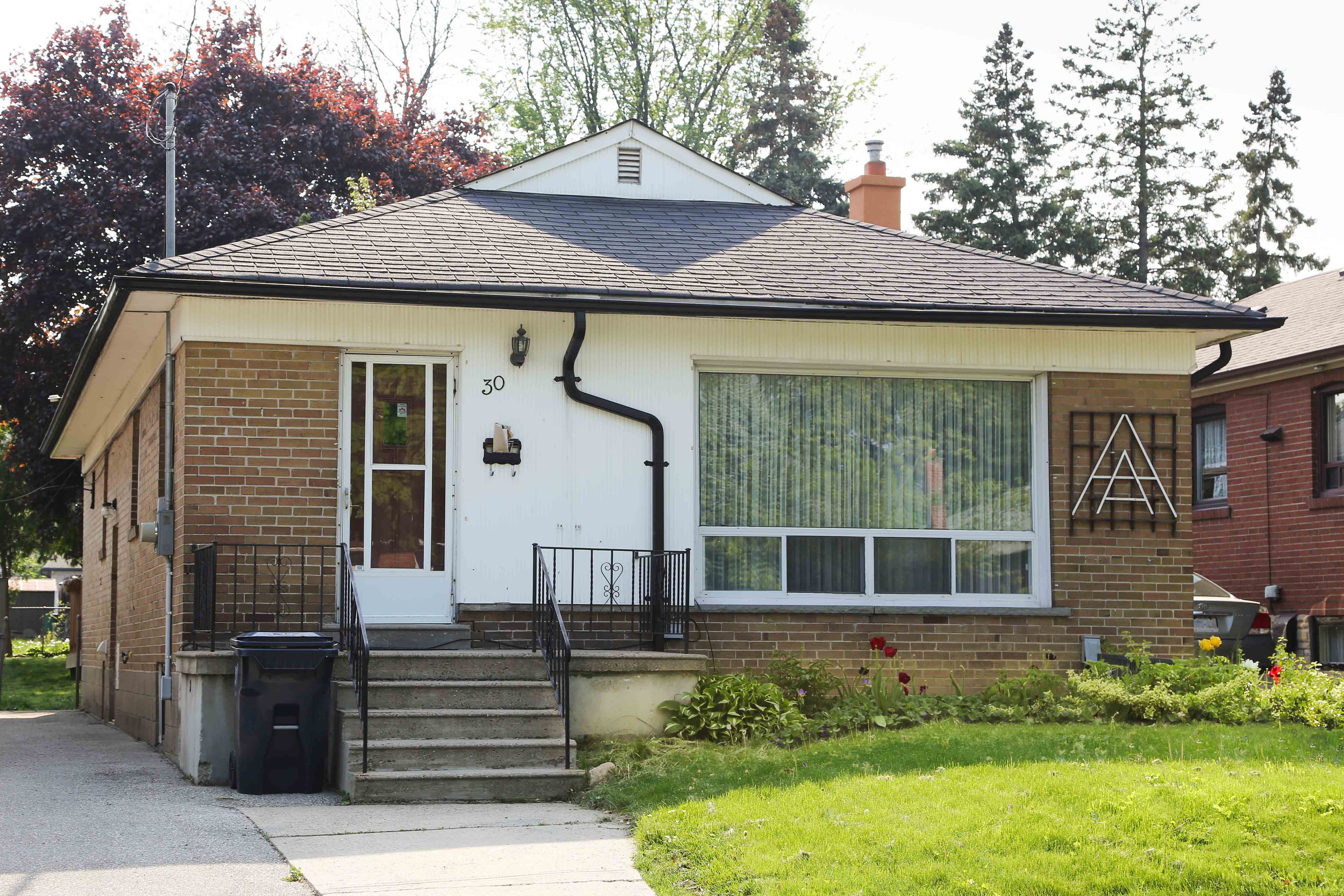 30 Northampton Drive Bsmt, Toronto, On M9b 4s6