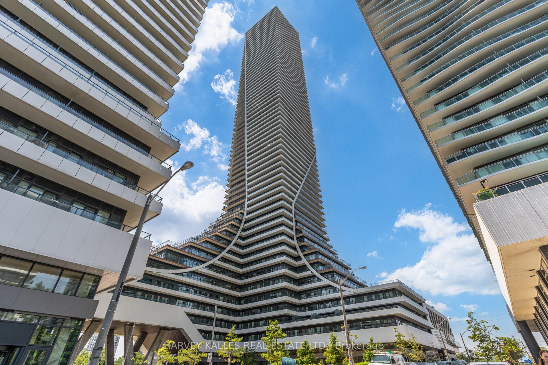 30 Shore Breeze Drive 1822, Toronto, On M8v 0j1
