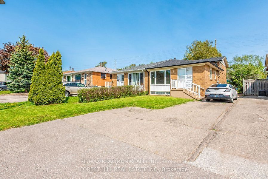 60 Northwood Drive, Brampton, On L6x 2l2
