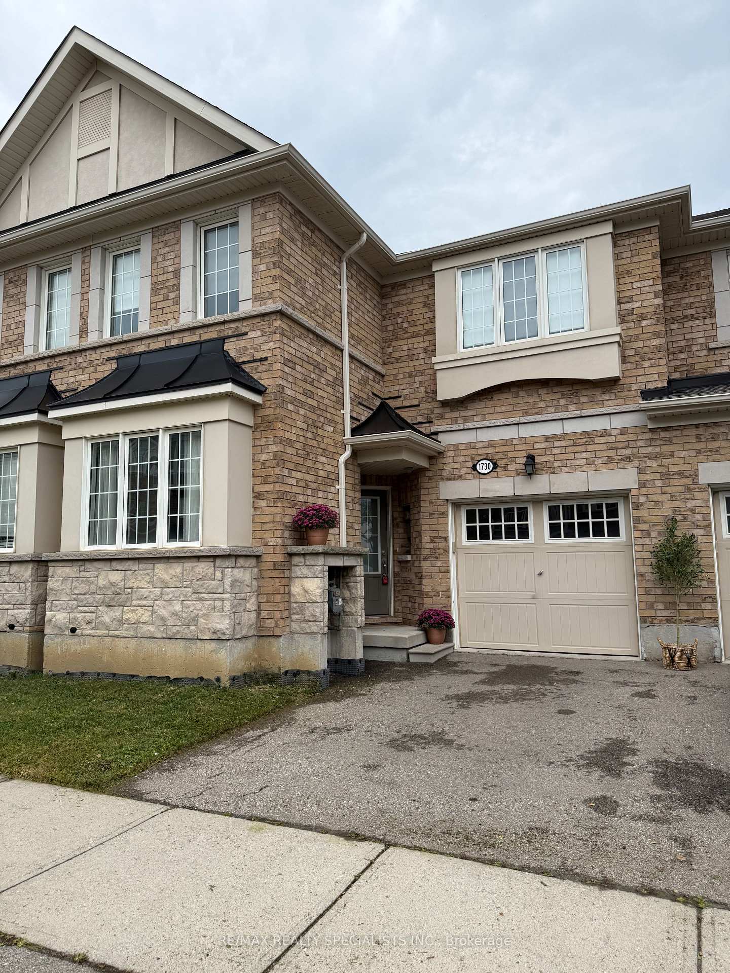 1730 Copeland Circle, Milton, On L9t 8y2