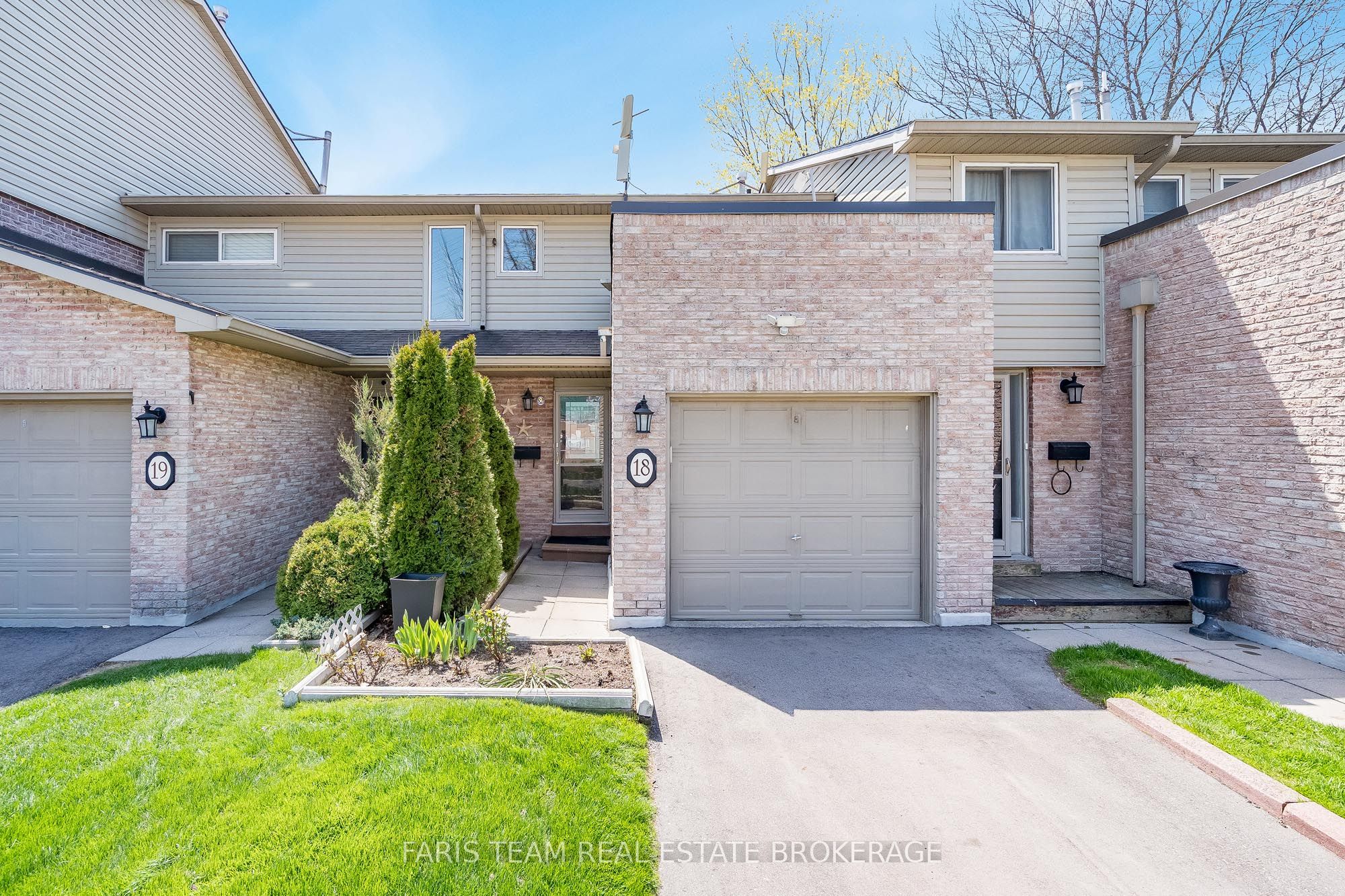 2075 Asta Drive 18, Mississauga, On L5a 2t5