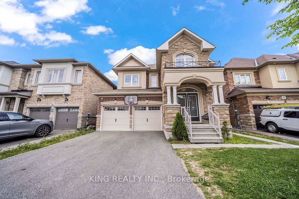 11 Malpass Street, Brampton, On L7a 4a3