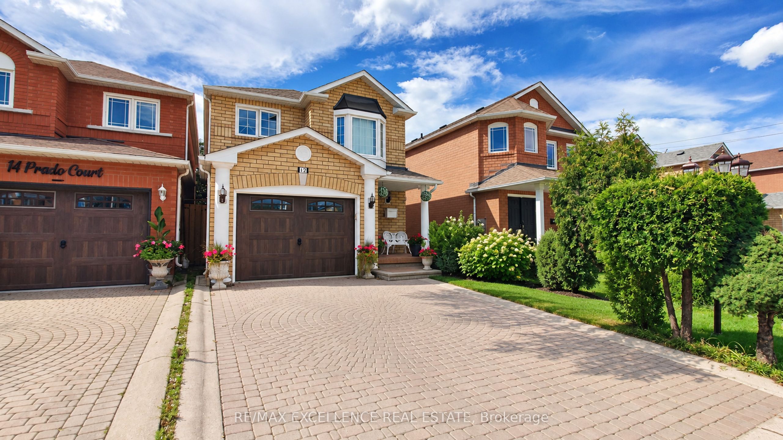 12 Prado Court, Toronto, On M6b 4l2