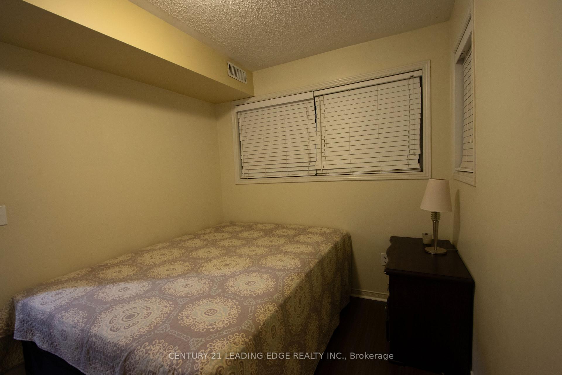111 Bristol Road 109, Mississauga, On L4z 3p6