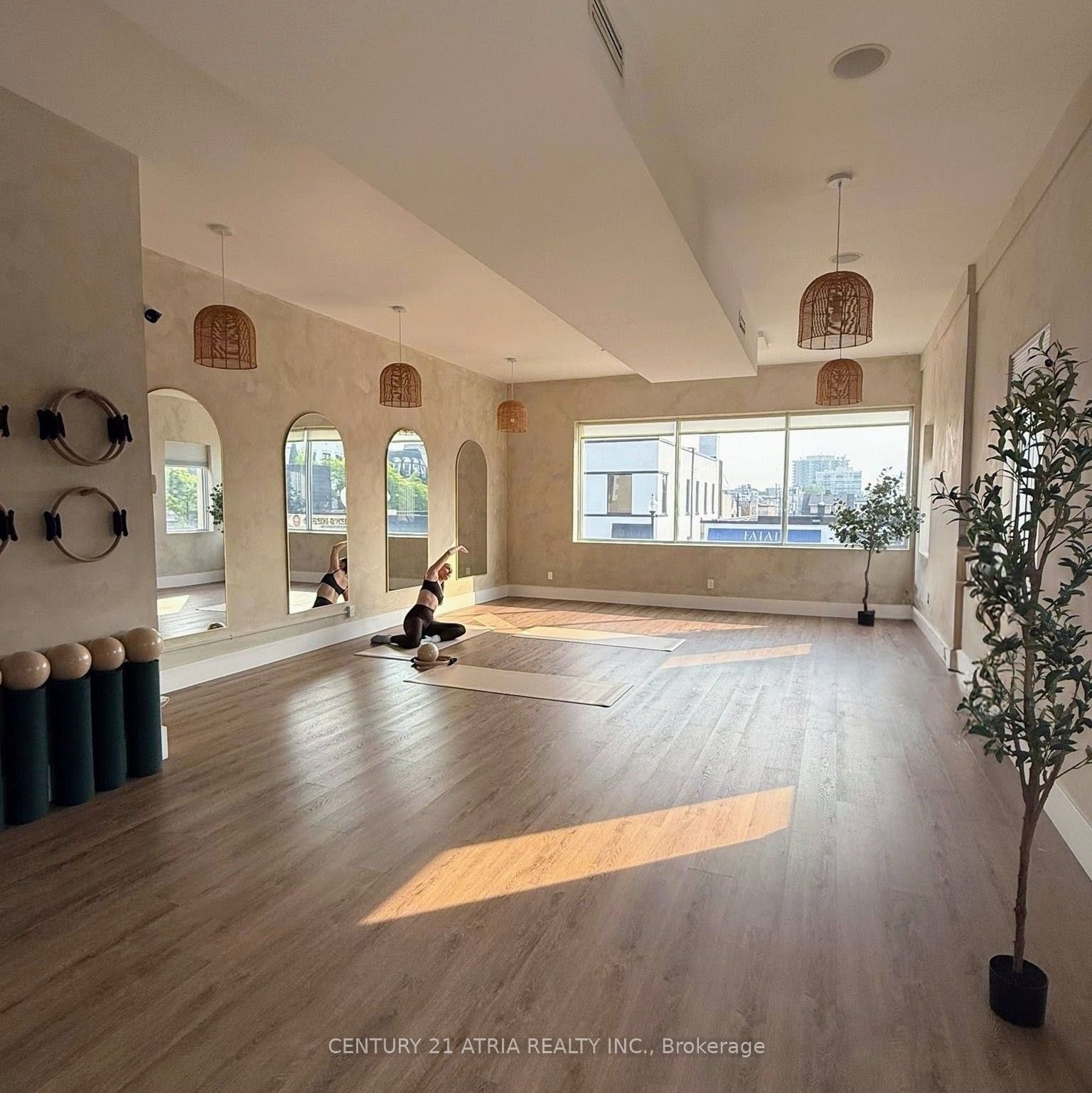 109 Dunn Street 111, Oakville, On L6j 3c9