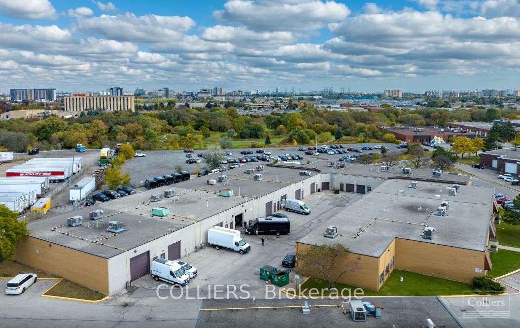 215 Carlingview Drive 110, Toronto, On M9w 5x8