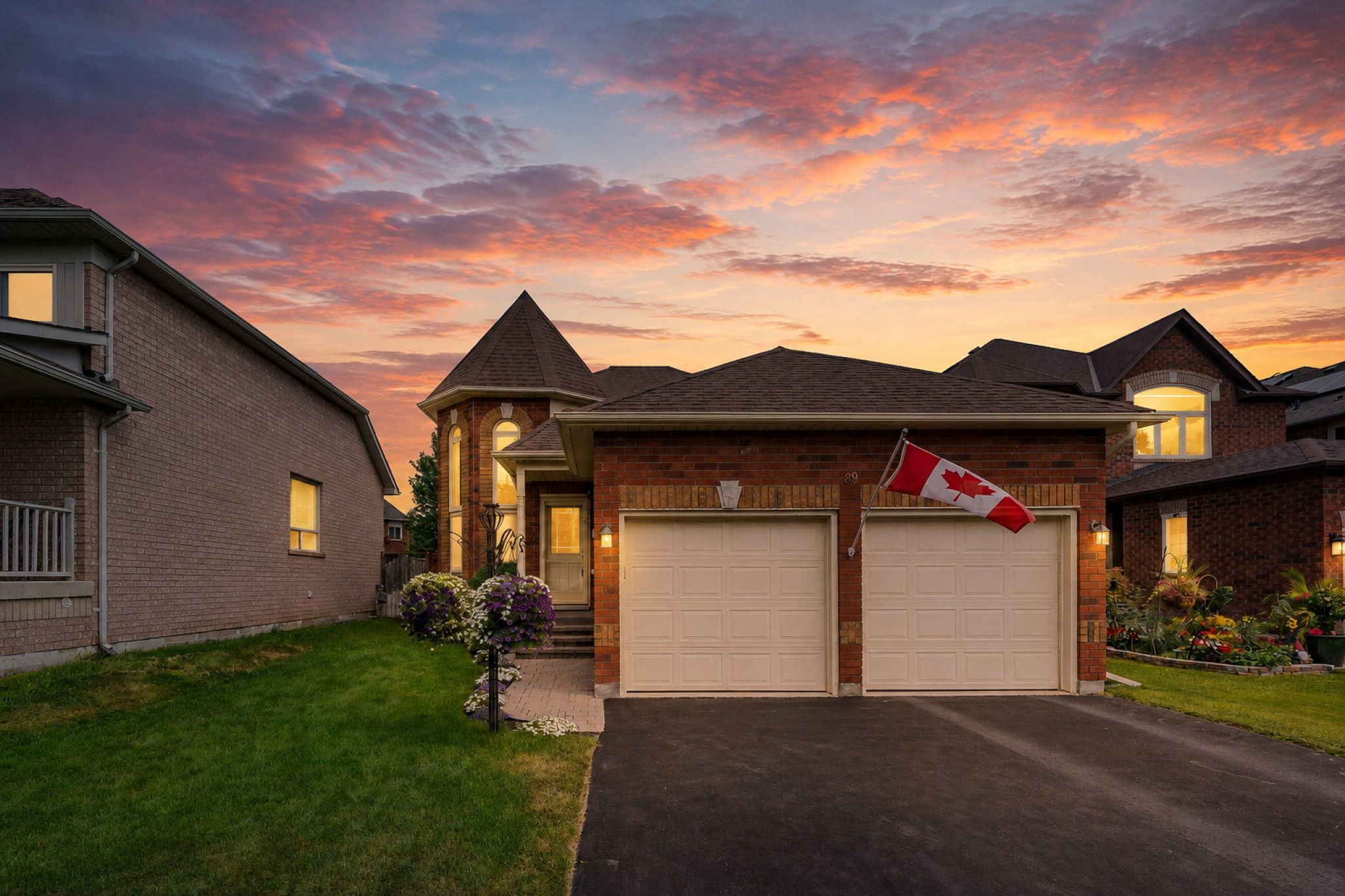 89 E Standish Street, Halton Hills, On L7g 5w3