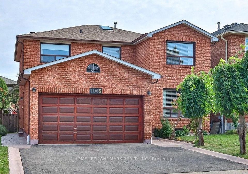 1049 Wetherby Lane E, Mississauga, On L4w 4r9