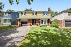 2661 Homelands Drive, Mississauga, On L5k 1h7