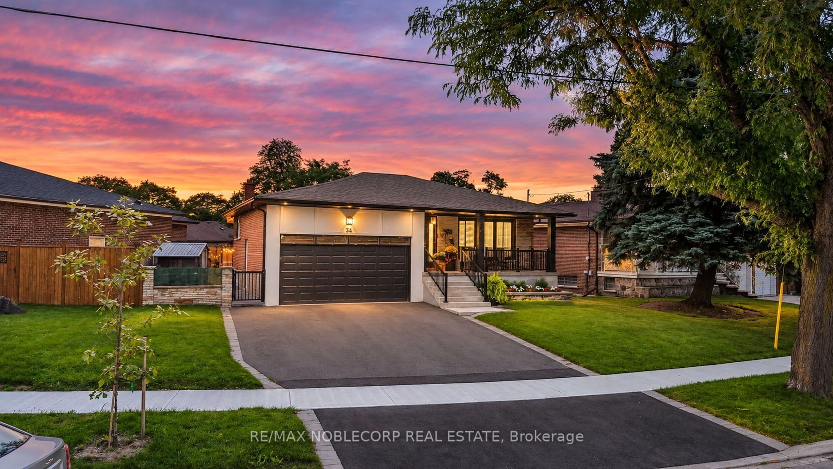 34 Ridgemount Road, Toronto, On M9p 1c5