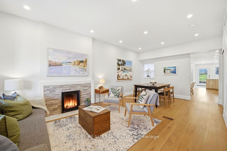 43 Gilbert Avenue, Toronto, On M6e 4w2