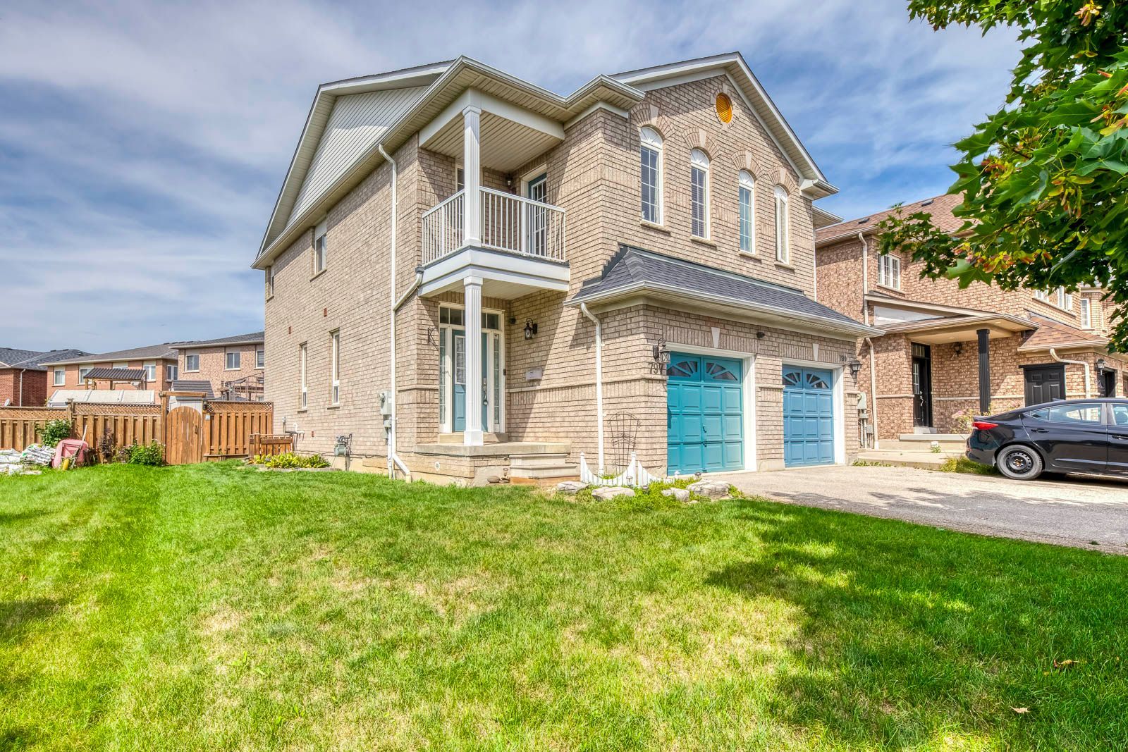 797 Khan Crescent, Mississauga, On L5v 2r2