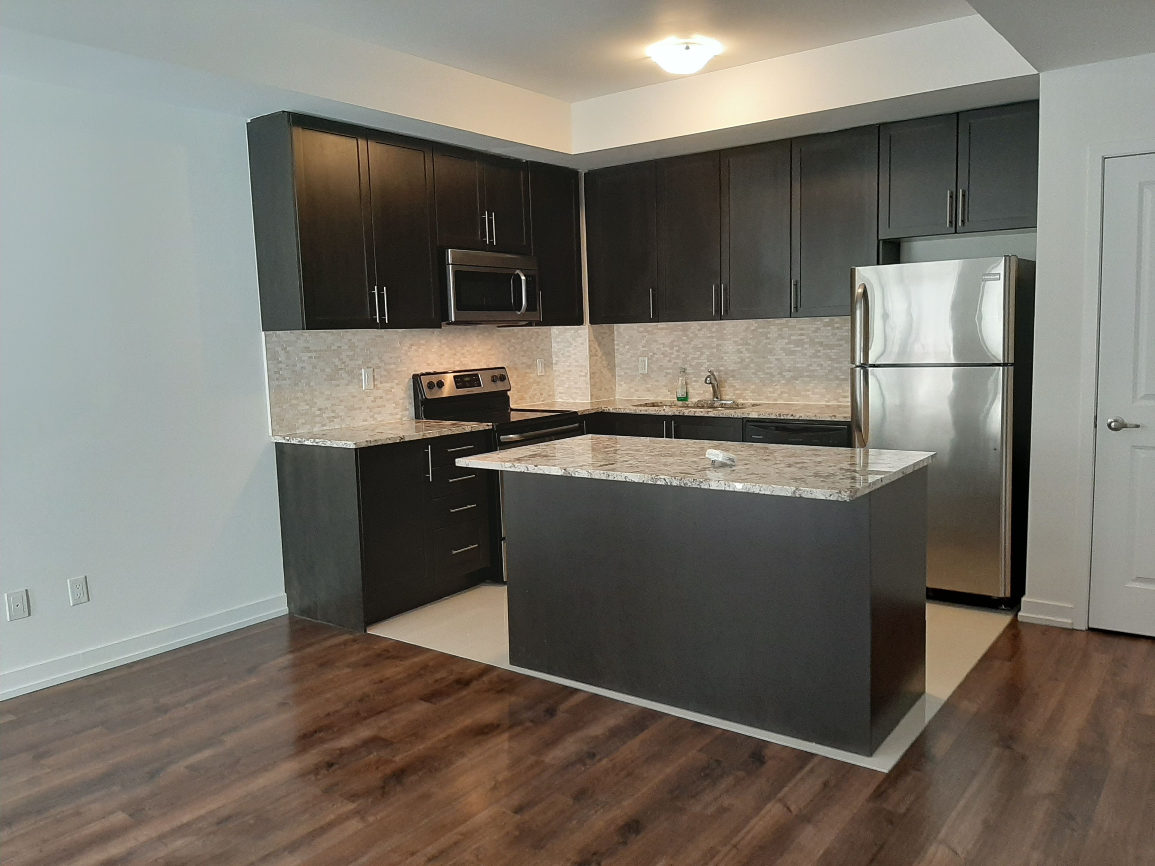 867 Wilson Avenue 3b, Toronto, On M3k 0a4