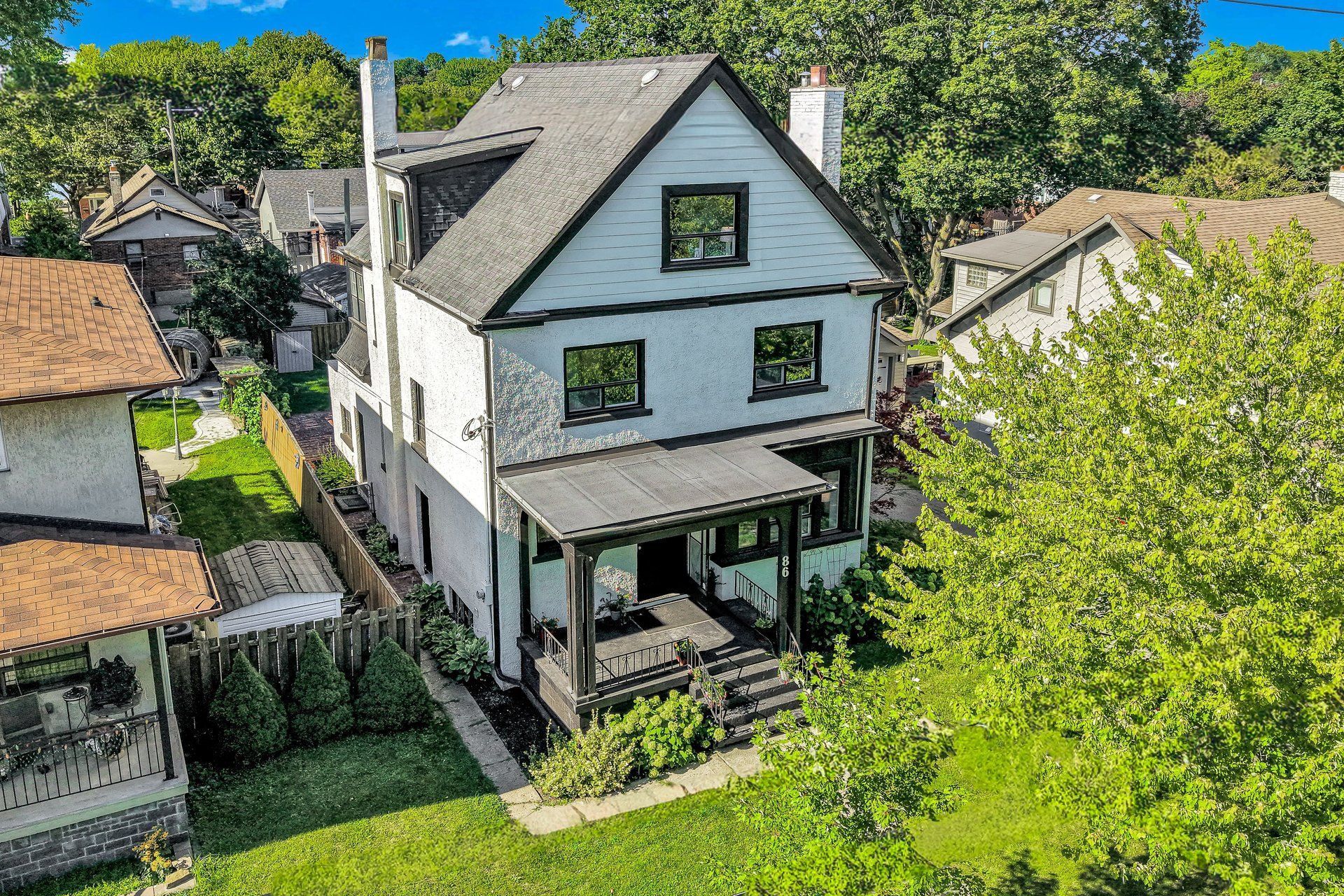 86 Church Street, Toronto, On M9n 1n3