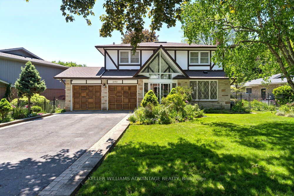 2192 Castlestone Court, Mississauga, On L5b 1y1