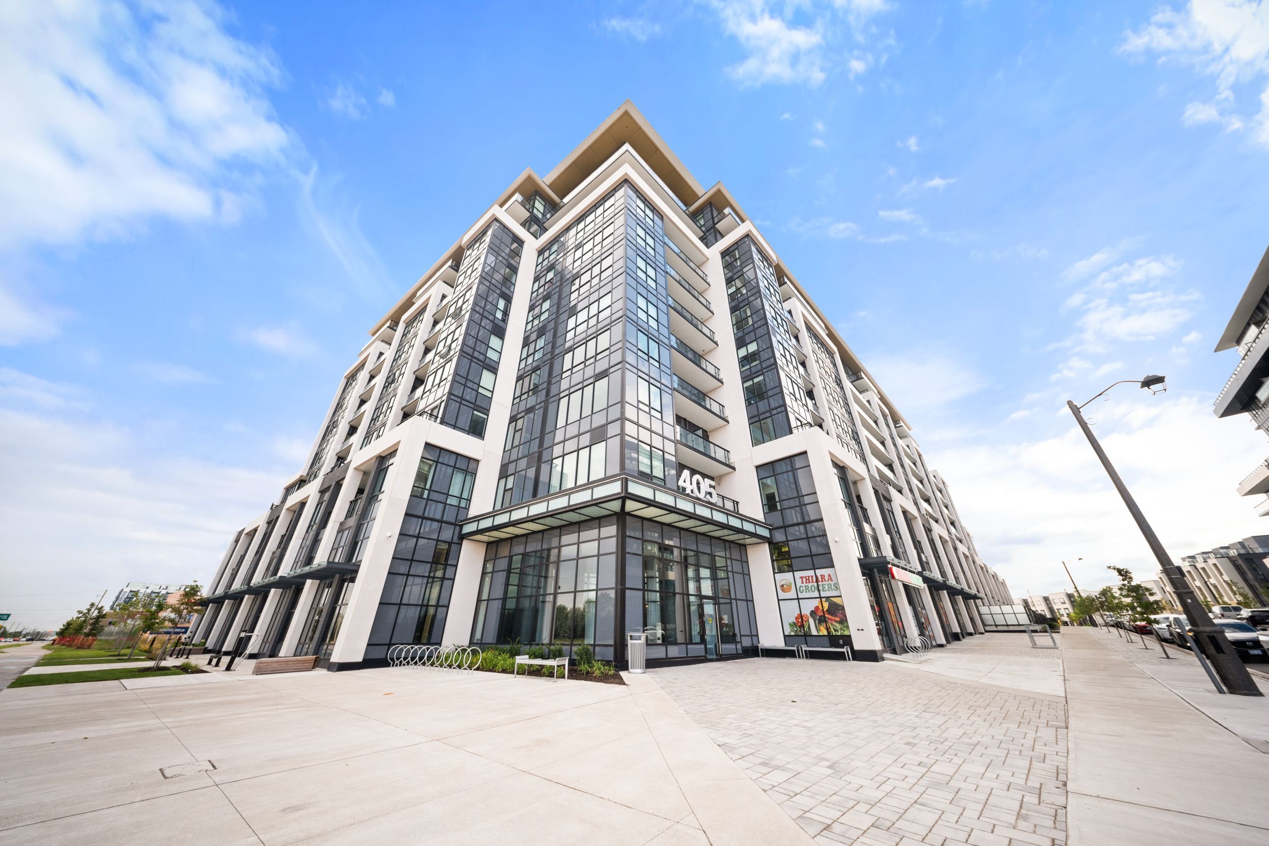 405 Dundas Street W 316, Oakville, On L6m 4p9