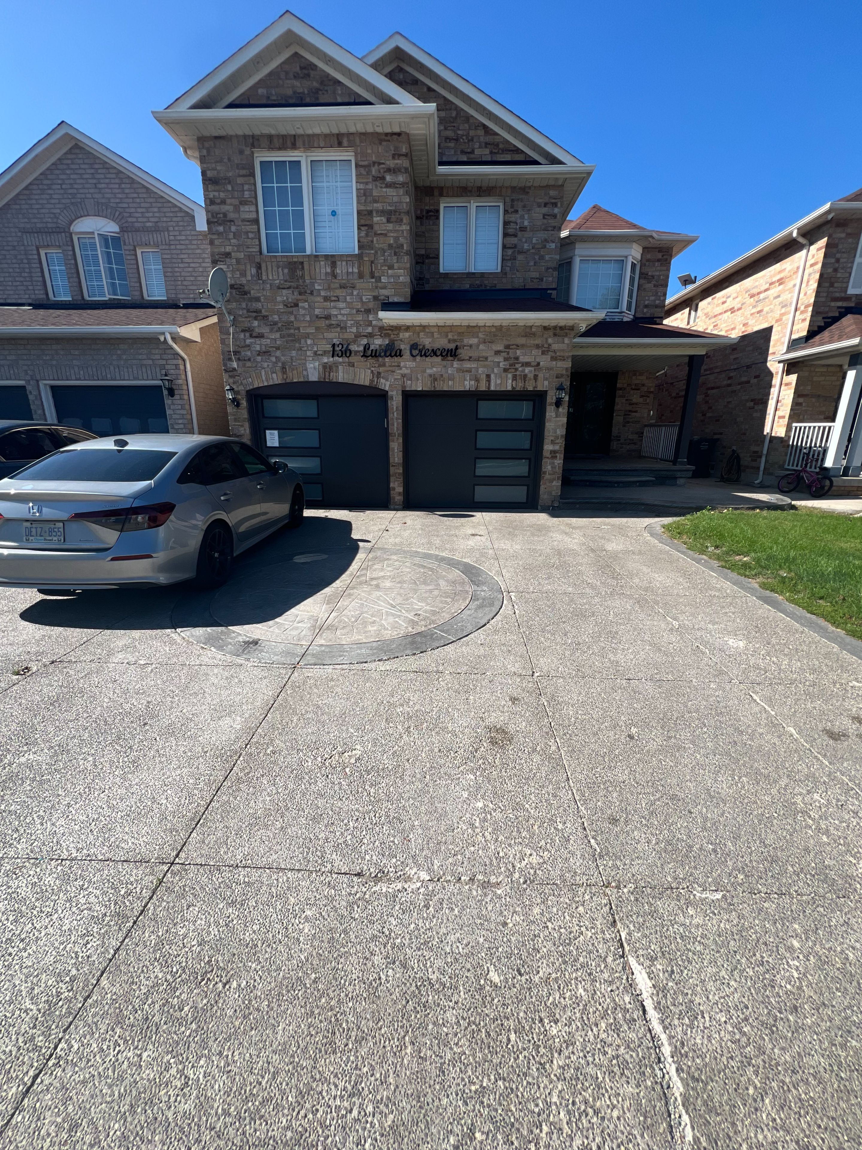 136 Luella Crescent, Brampton, On L7a 3h8