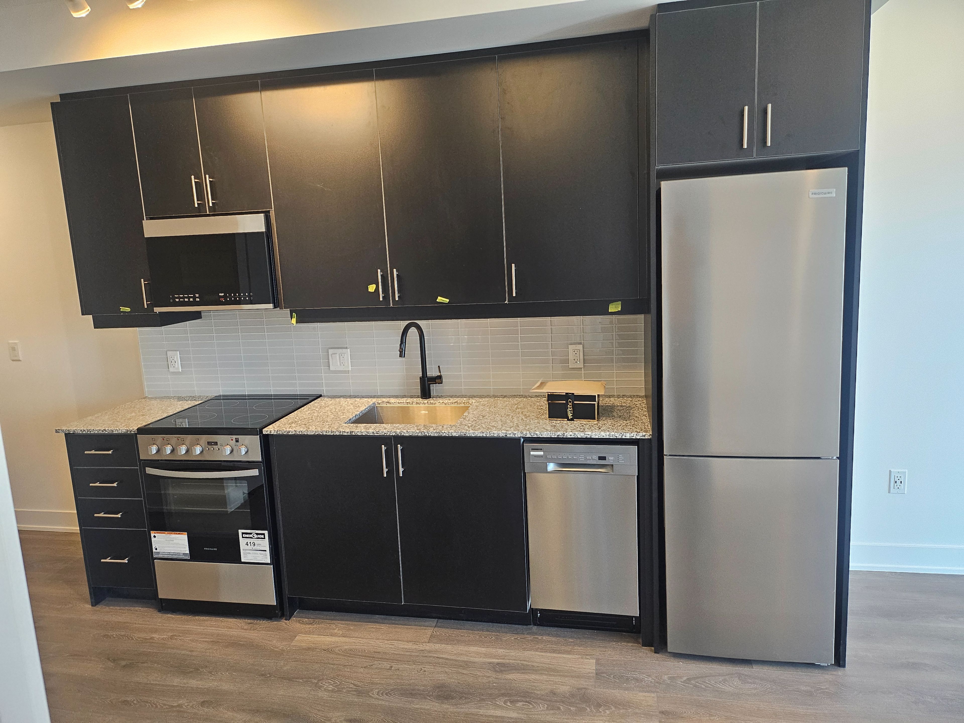 2333 Khalsa Gate 221, Oakville, On L6m 4j2