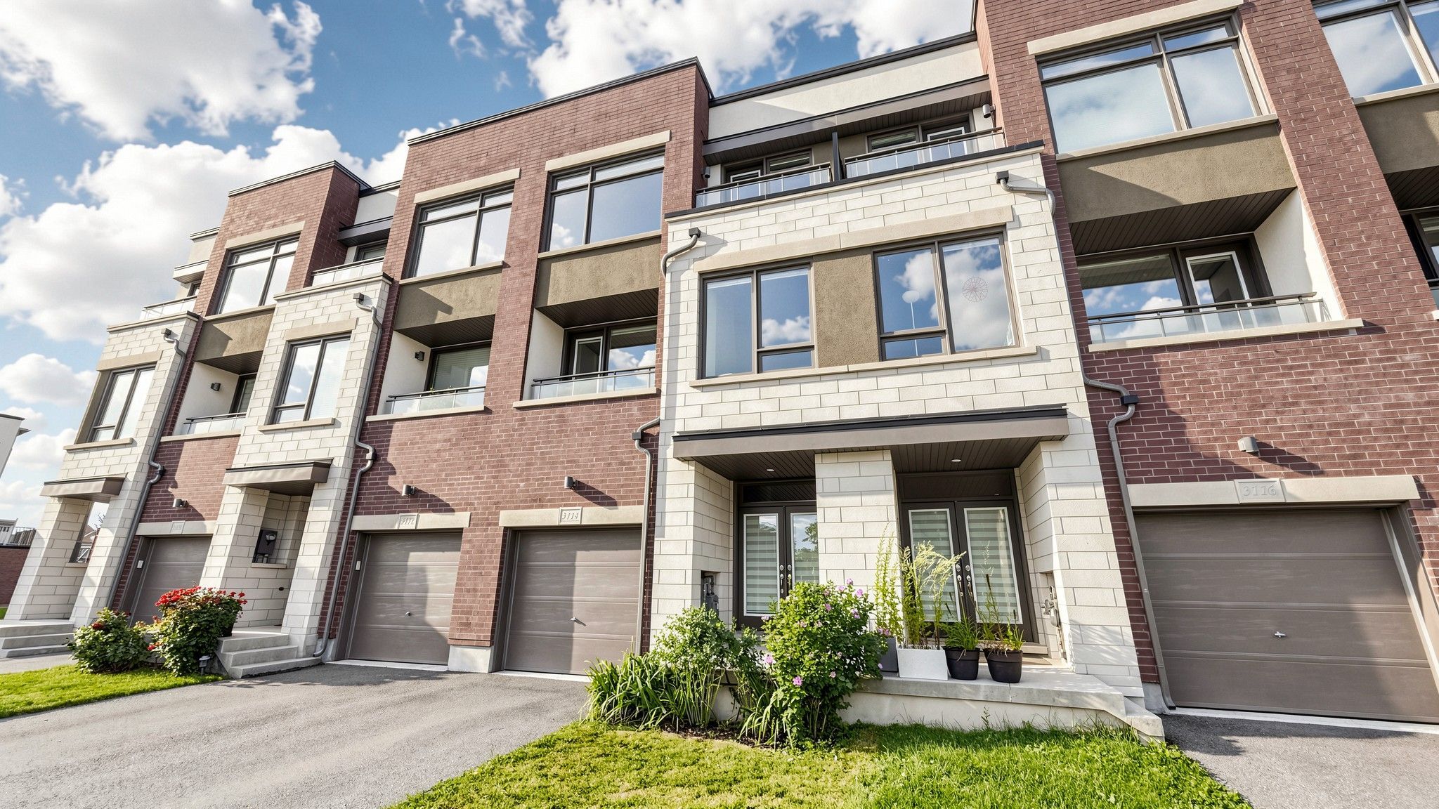 3114 Ernest Appelbe Boulevard, Oakville, On L6h 0m8