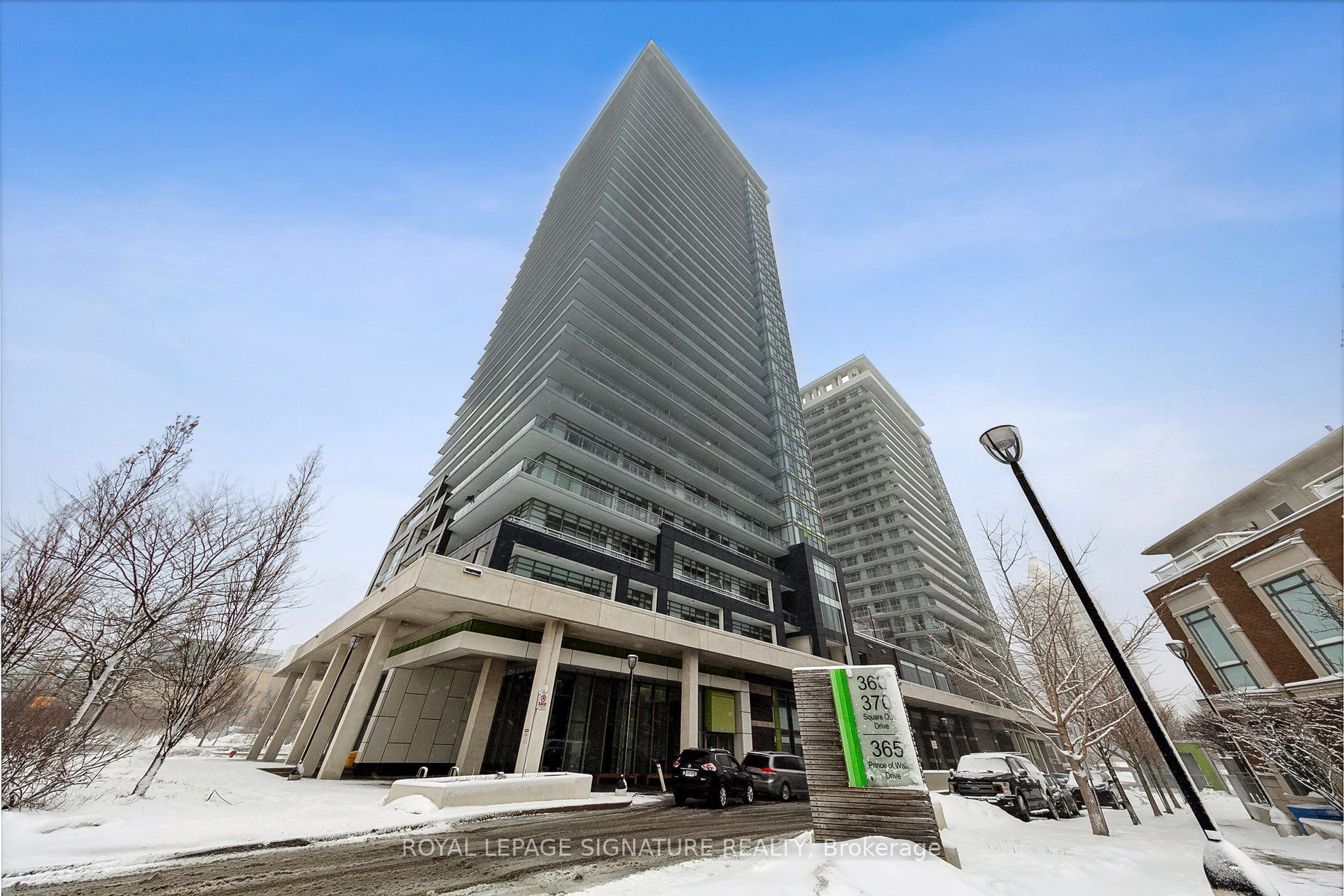 360 Square One Drive 2802, Mississauga, On L5b 0g7