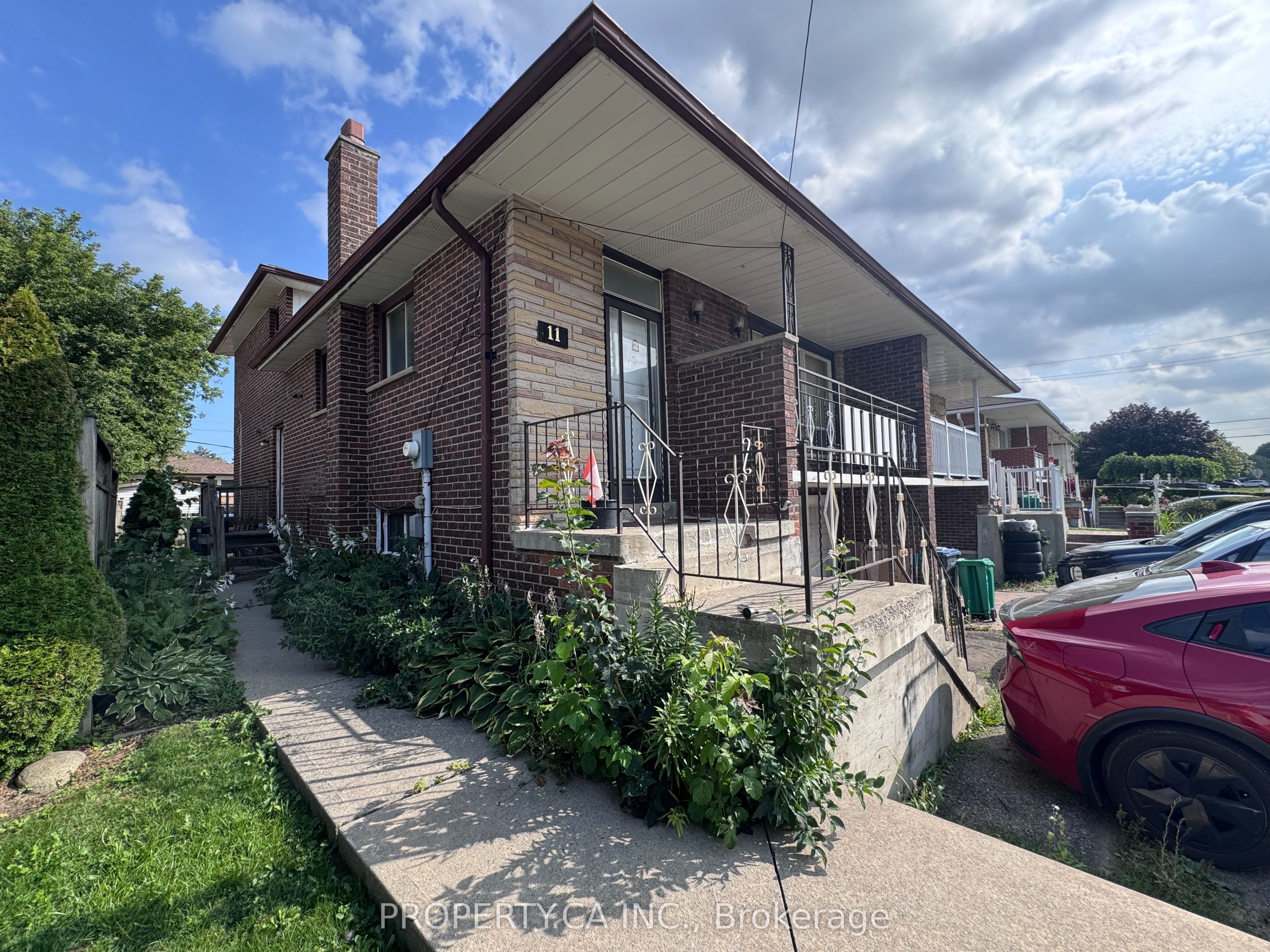 11 Nancy Mccredie Drive, Brampton, On L6x 2n4