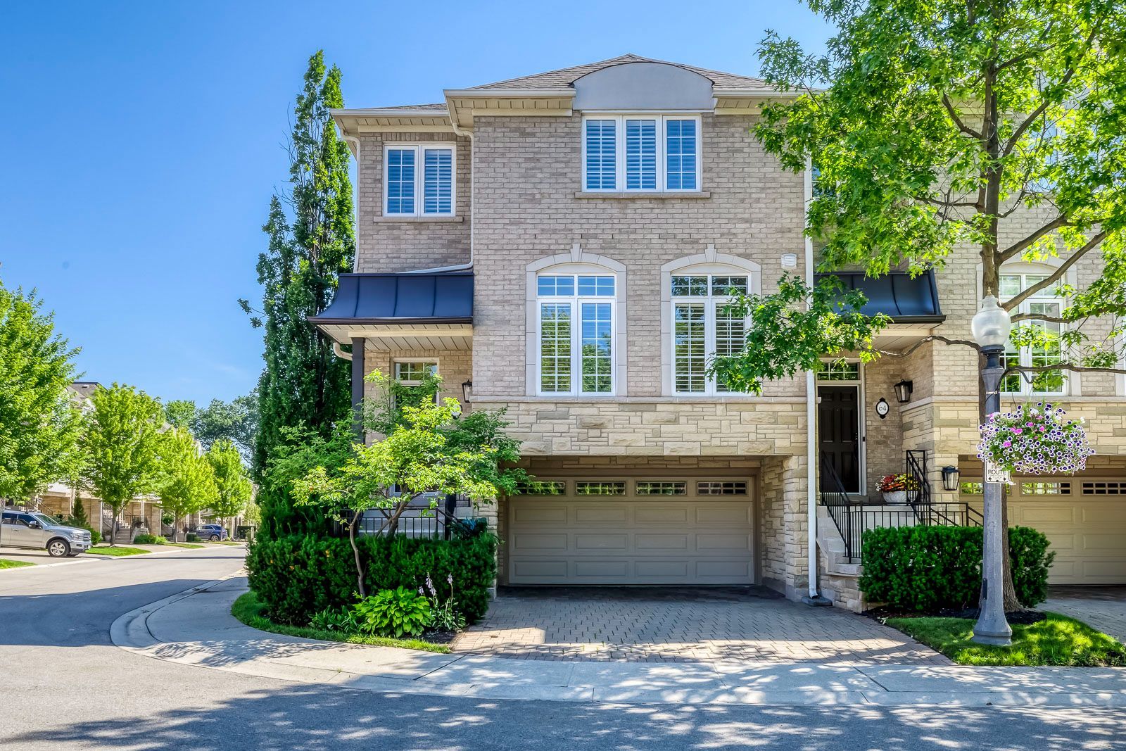 1267 Dorval Drive 65, Oakville, On L6m 3z5